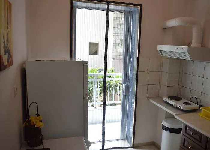 Enjoy & Appartement Néoi Póroi