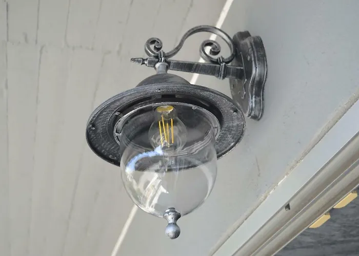 Enjoy & Néoi Póroi