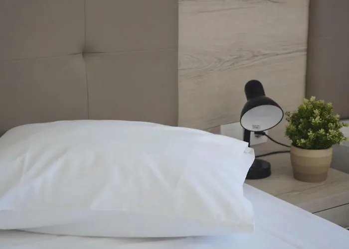 Enjoy & Appartement Néoi Póroi